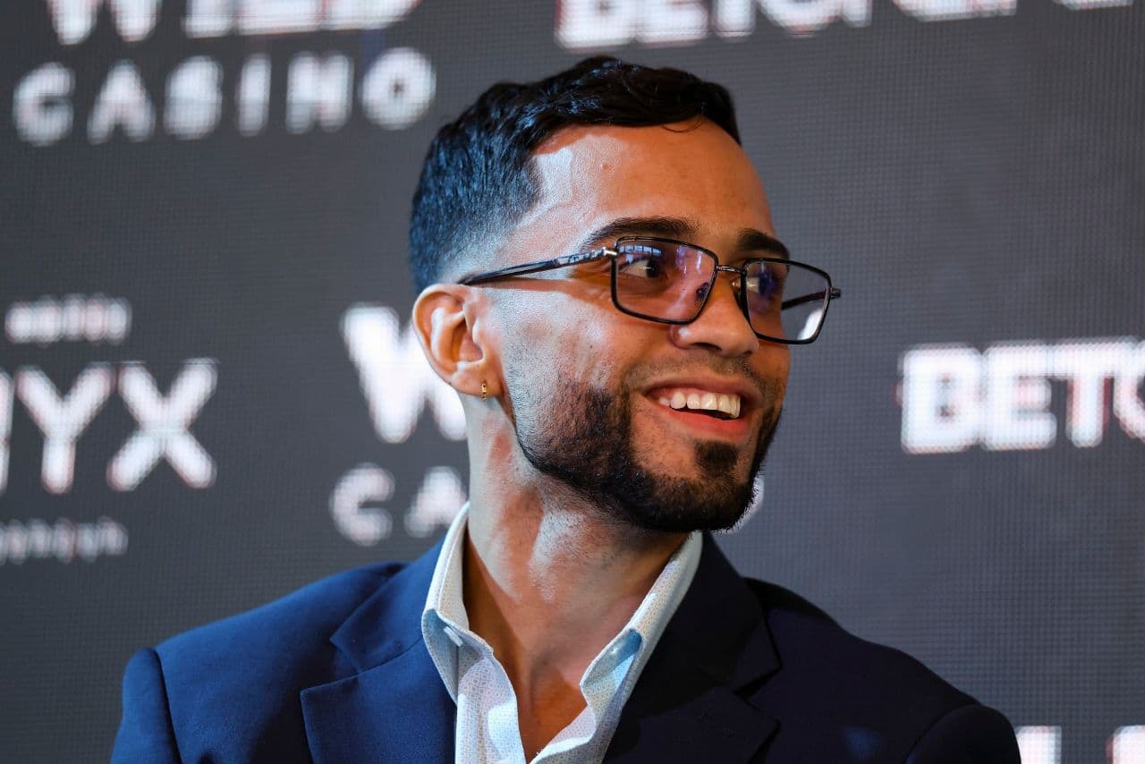 Minimumweight Master Oscar Collazo Billed as 'One Of The Purest, Best Boxers on The Planet’