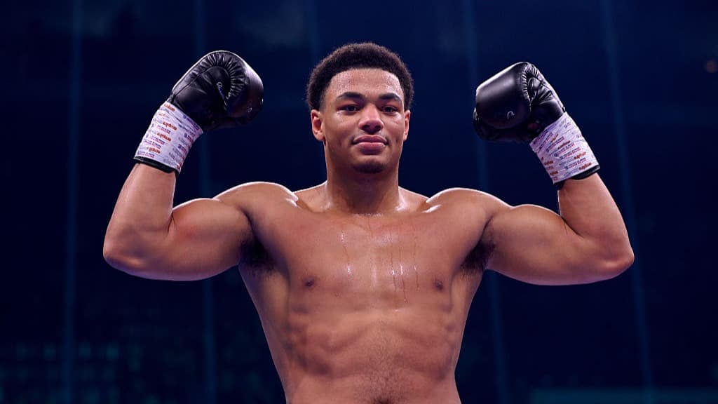 Leo Atang refuses to rush, keep up with Moses Itauma