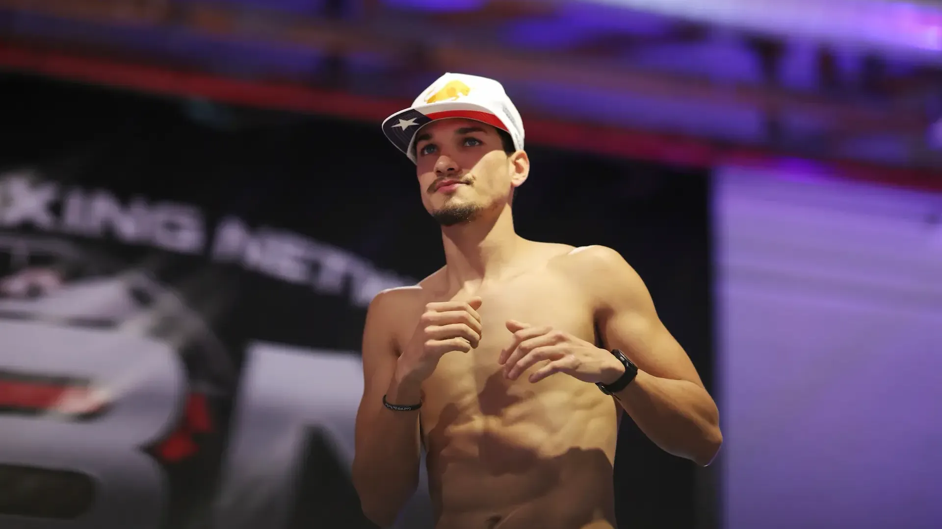 Figueroa misses weight by 1.4 pounds, stripped of WBA title