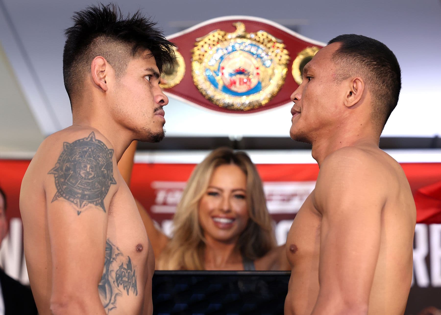 Photos: Navarrete vs. Suarez, Muratalla vs. Abdullaev - Fights Set
