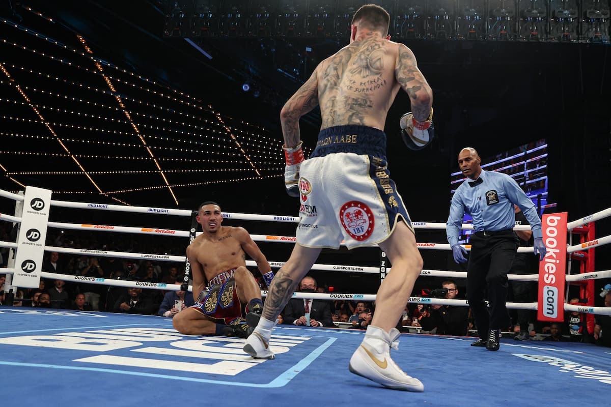 Arum says Loma will likely fight Suarez before Ring champ Foster