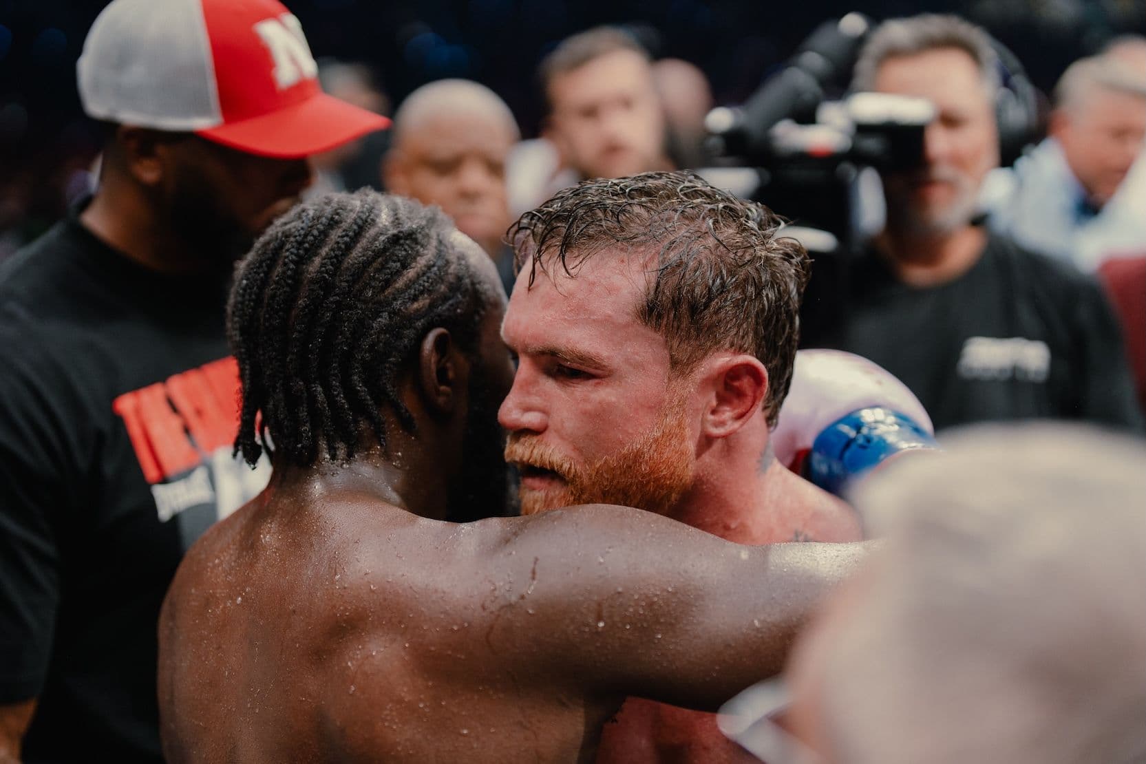 Terence Crawford's Trainer Believes Canelo Should Continue His Career