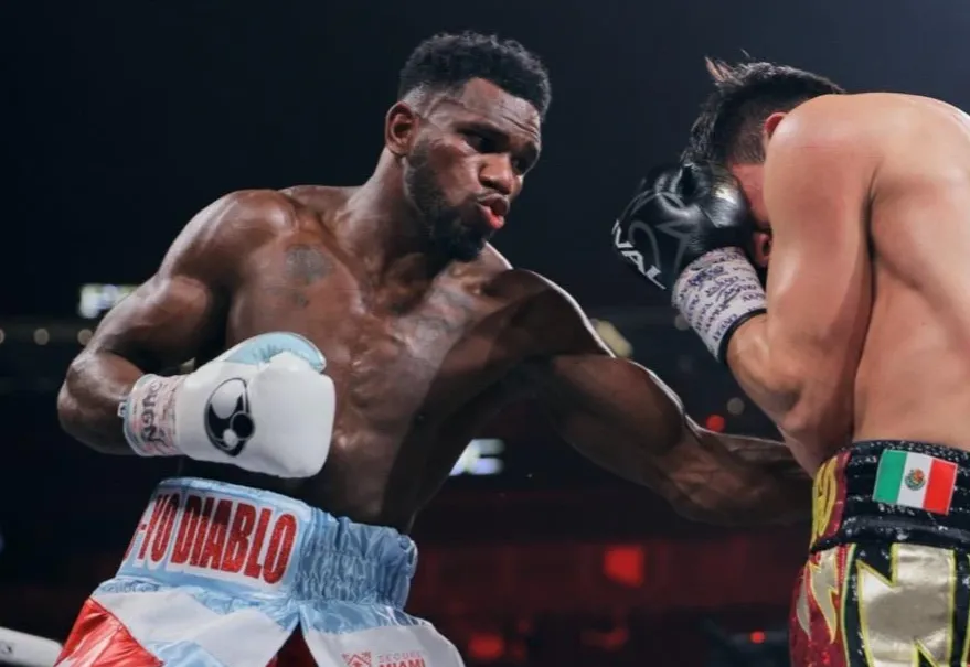 Yoenli Hernandez vs. Francisco Daniel Veron added to Romero-Lopez card