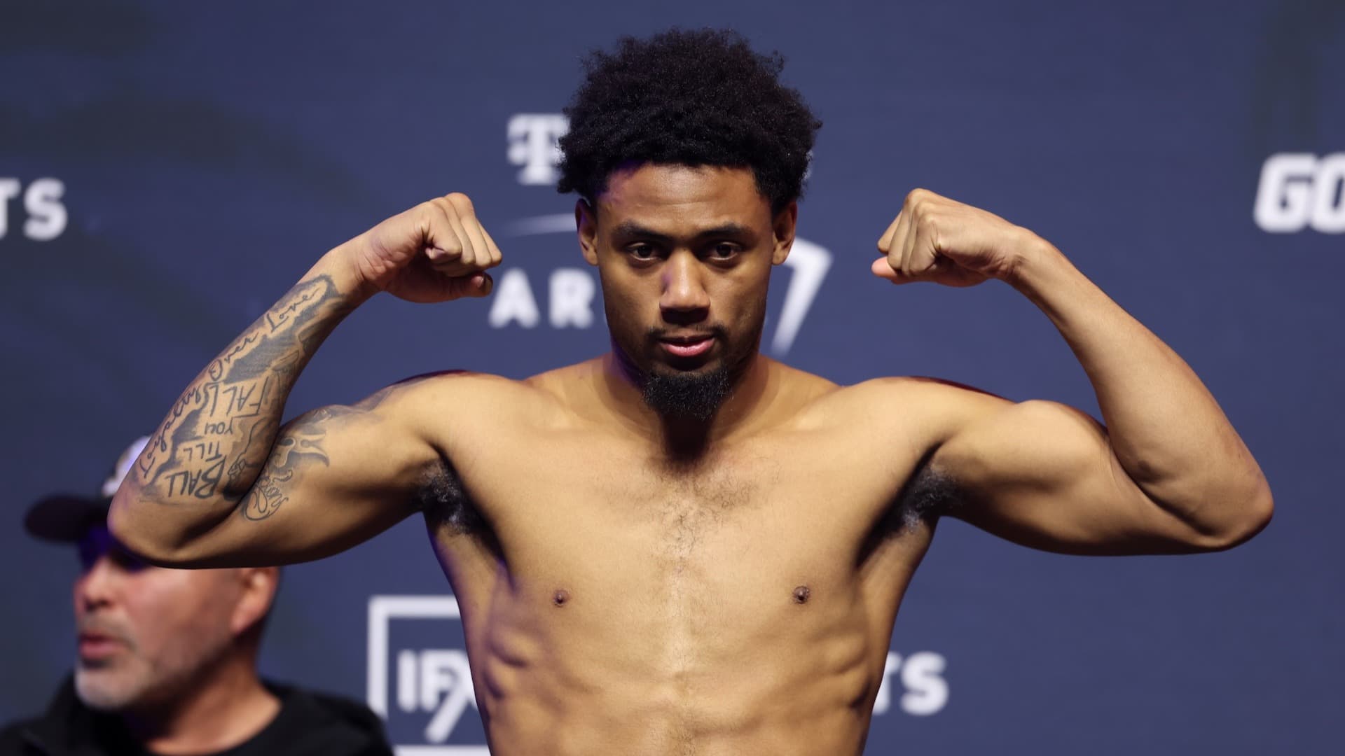 Amari Jones headlines vs. Vincenzo Gualtieri May 22