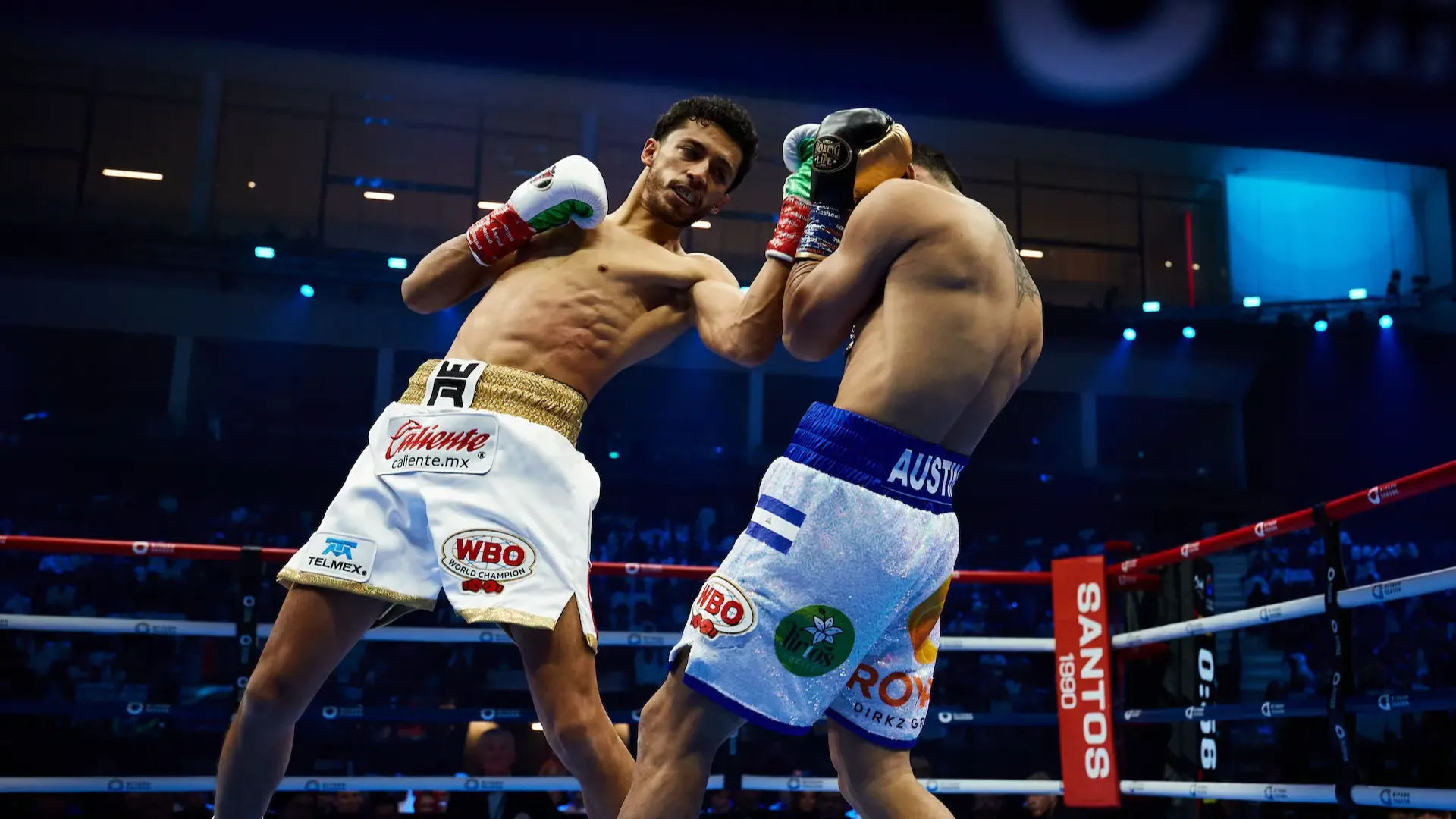 Rafael Espinoza Stops Ricardo Blandon On Cut In Third Round