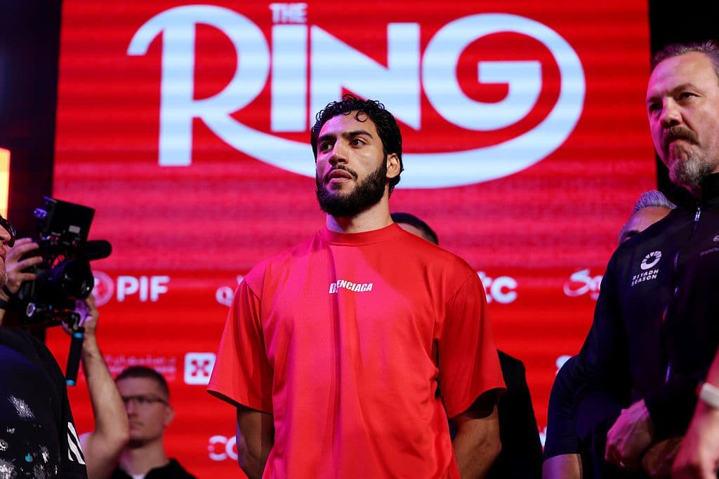 Hamzah Sheeraz knows Canelo-Crawford result will determine his next move, promoter says