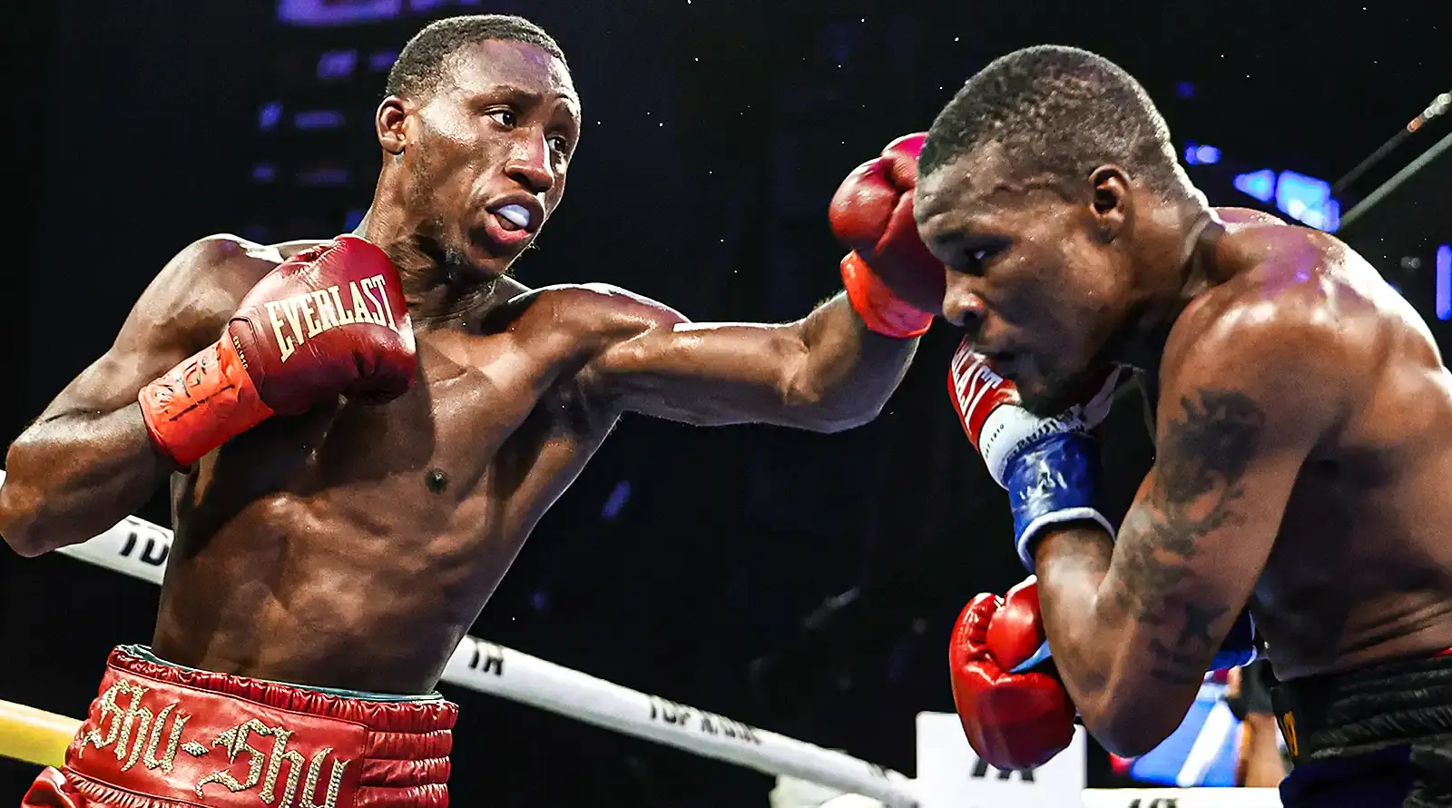 Bruce Carrington Calls Out Fellow Featherweight Champions For Not Trying To Unify Titles