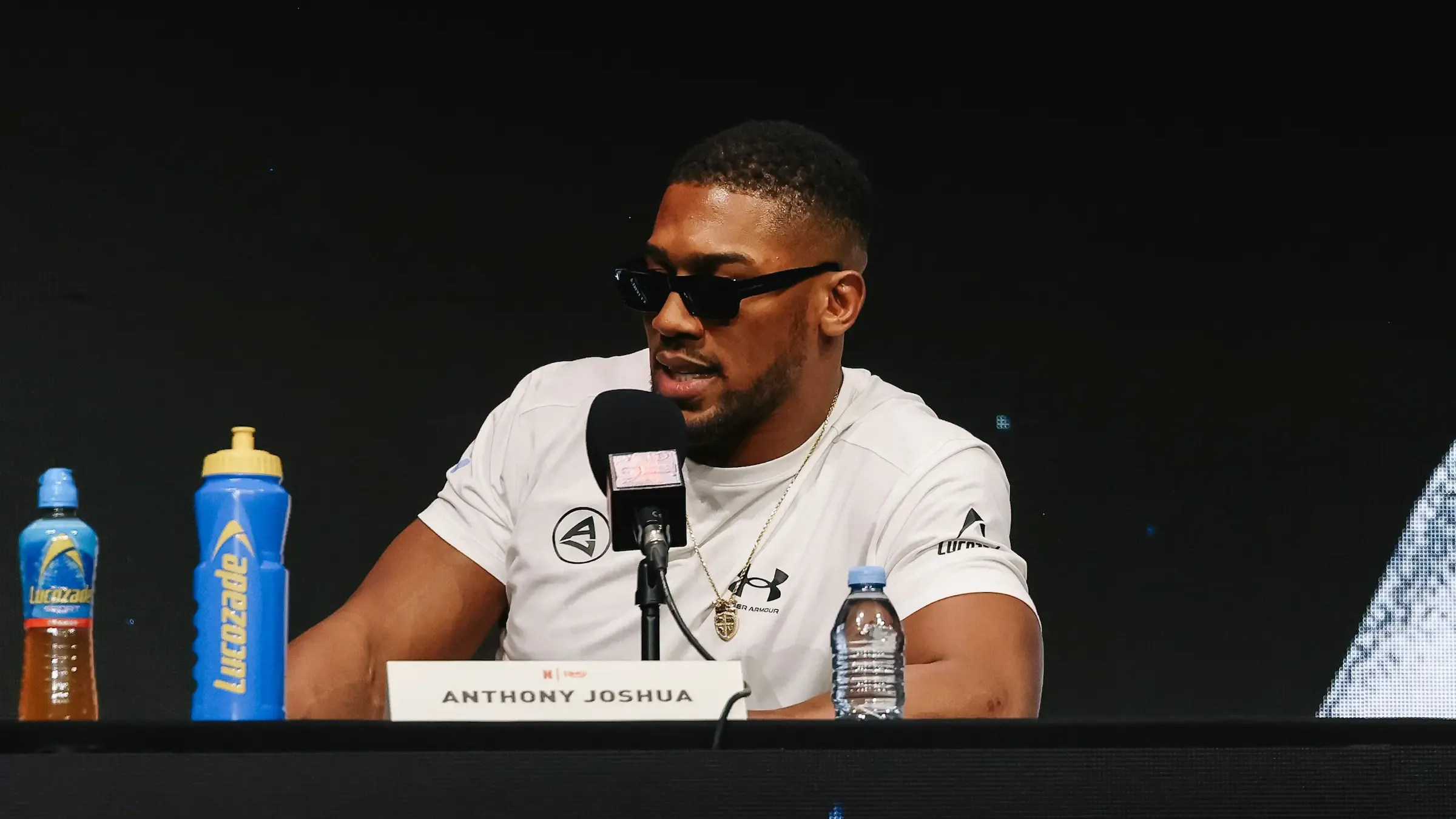 Joshua doesn't care about WBA belt at stake in Fury fight