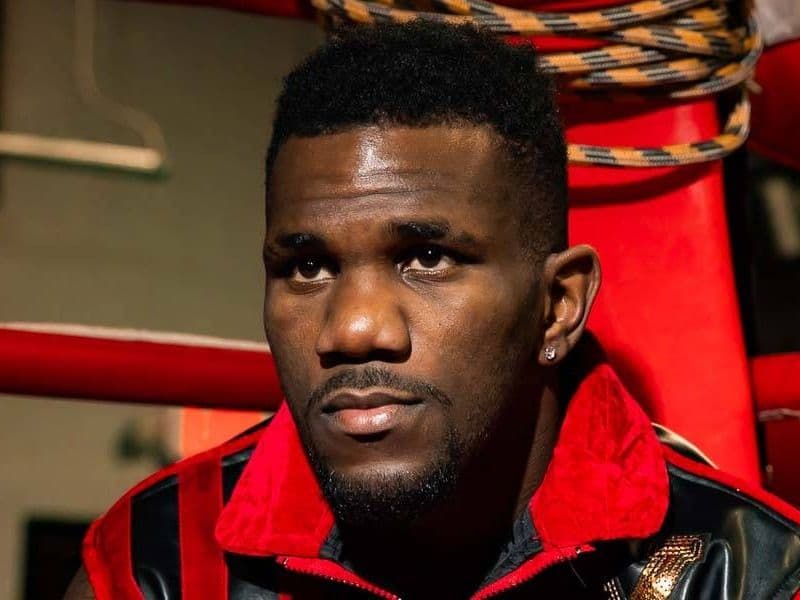 Power-punching Yoenli Hernandez Keen On Showing More Entertaining Cuban Style vs. Kyrone Davis