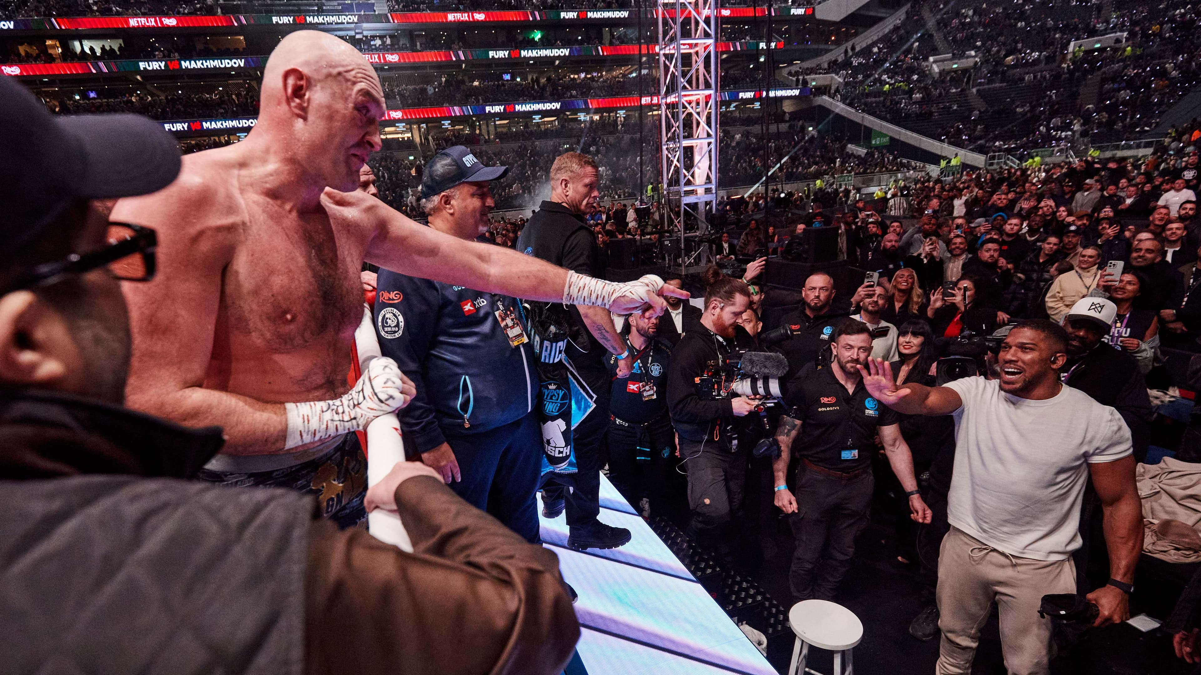 Poll: Who wins Anthony Joshua vs. Tyson Fury?