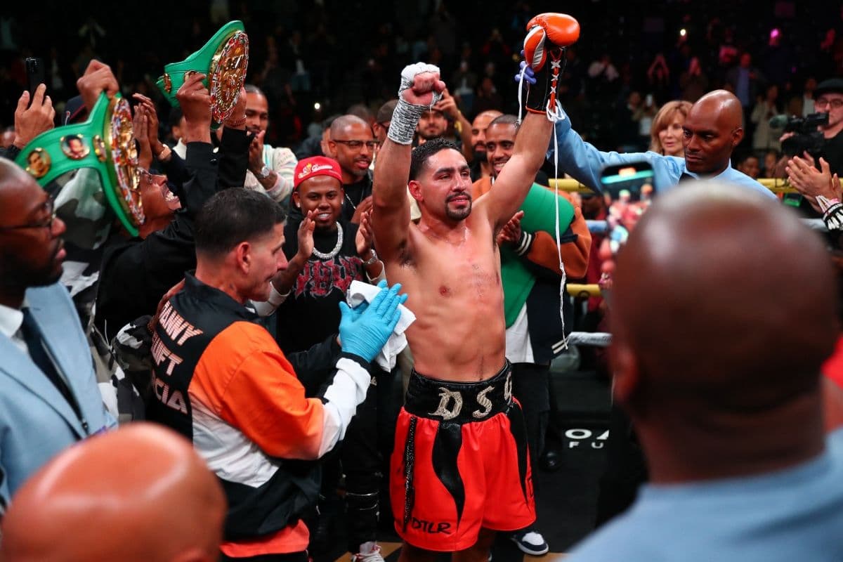 danny-garcia-gonzalez-fight (11).jpg