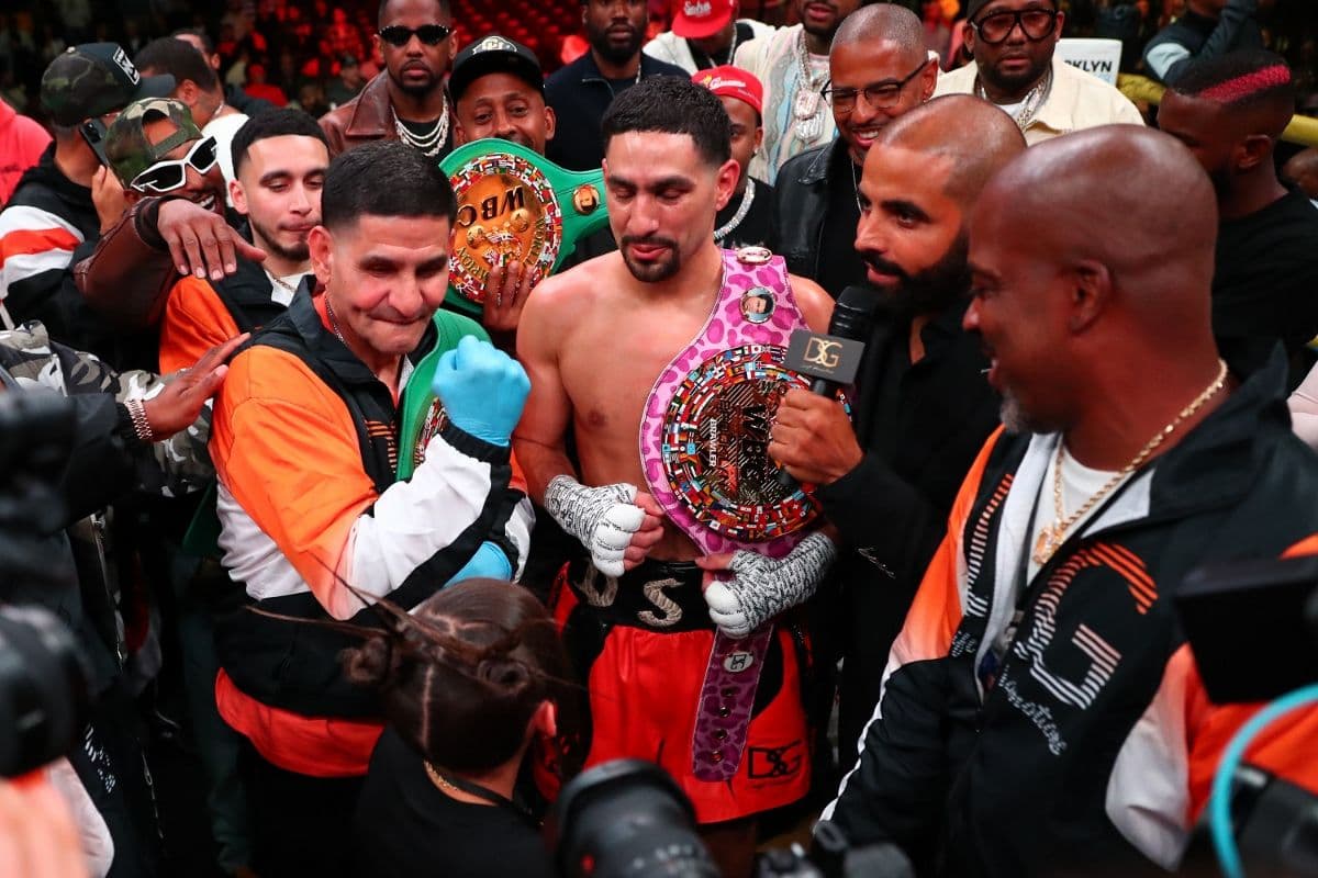 danny-garcia-gonzalez-fight (13).jpg