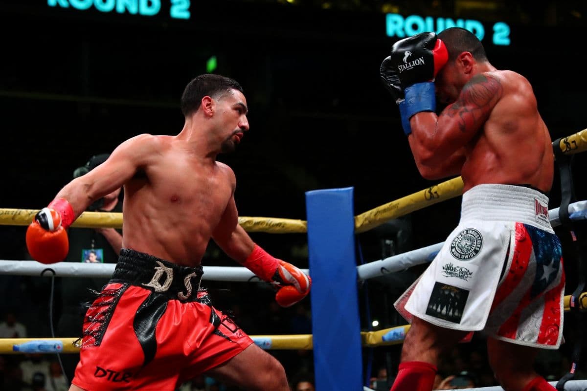 danny-garcia-gonzalez-fight (3).jpg